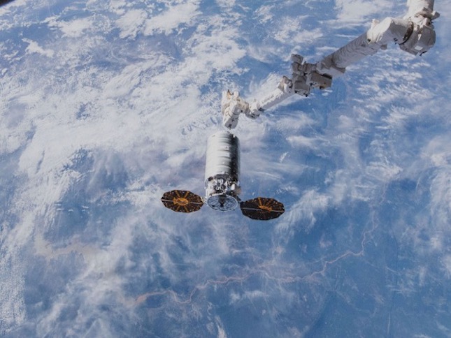 La nave espacial Cygnus va de camino a la Estación Espacial Internacional