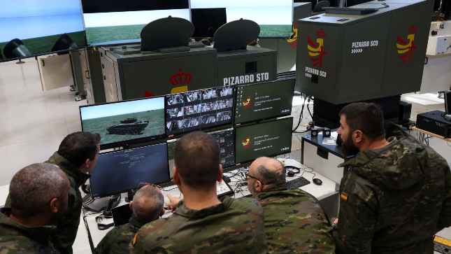Indra empieza a crear una de las más avanzadas redes de entrenamiento táctico de blindados en Europa, con la instalación de los primeros simuladores del Pizarro