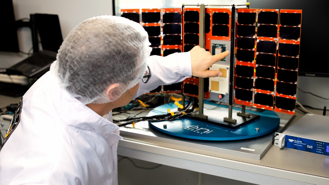 Sateliot ata 187 millones de euros en contratos antes  del lanzamiento de sus cuatro nuevos satélites en 2024